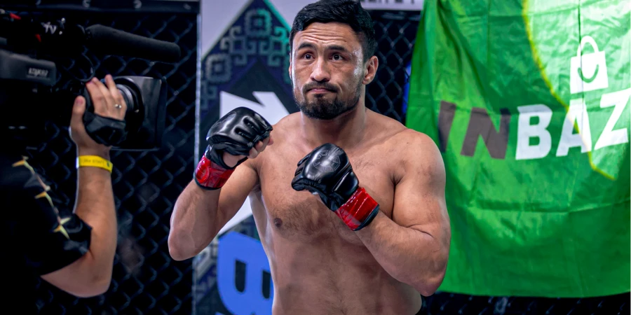 Мирзаматов одержал уверенную победу над бойцом из Франции в Ташкенте