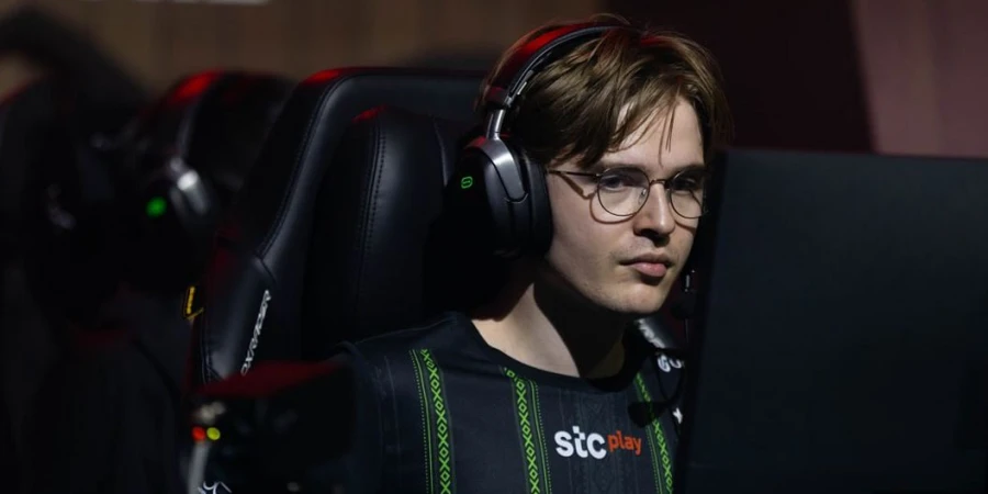 «Без буткемпа и без оправданий»: Skiter рассказал о состоянии Team Falcons на DreamLeague 27