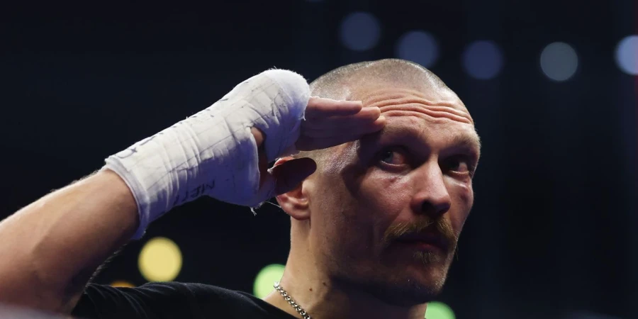 Экс-чемпион мира намекнул на бой с Усиком в 2026 году: фанаты в ожидании
