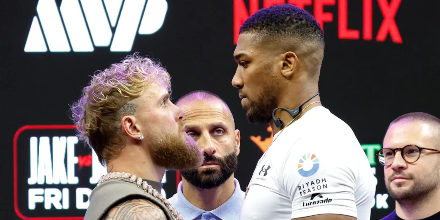 Бывший двойной чемпион мира предложил свою помощь блогеру Полу