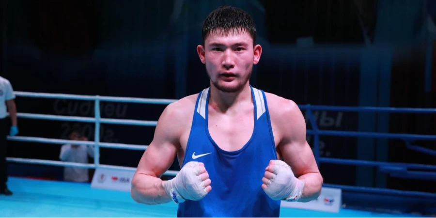 Казахстанский боксер Зейнуллинов вышел в полуфинал чемпионата Азии-2026