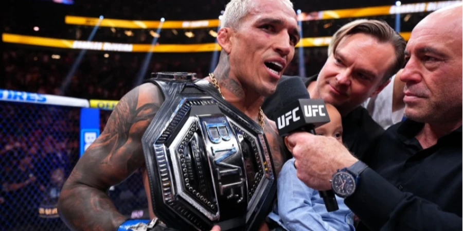 Стало известно главное событие турнира UFC 335