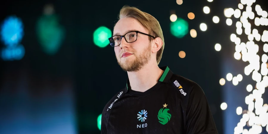 TeSeS рассказал о влиянии m0NESY на его индивидуальную игру