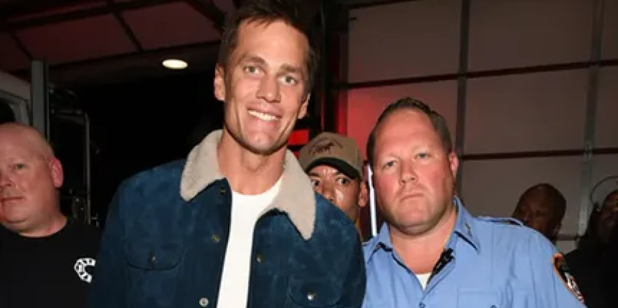 Бизнес суперзвезды ограбили: из магазина Тома Брэди вынесли редчайшие карты