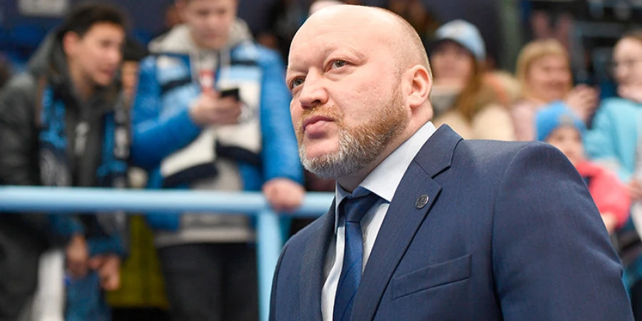 Наставник «Автомобилиста» пресек неудобные вопросы на пресс-конференции после матча с «Барысом»