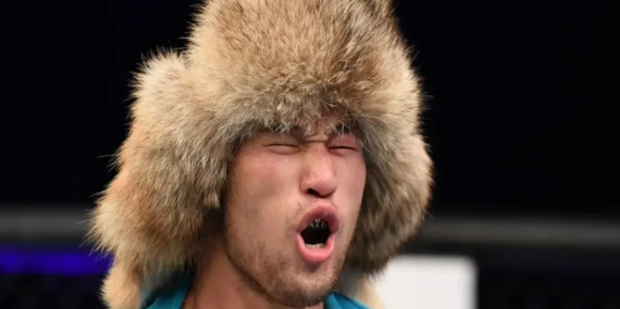 «Міндетті түрде жекпе-жек өткізеді». Бұрынғы UFC чемпионының бапкері Рахмоновқа маңызды кеңес берді