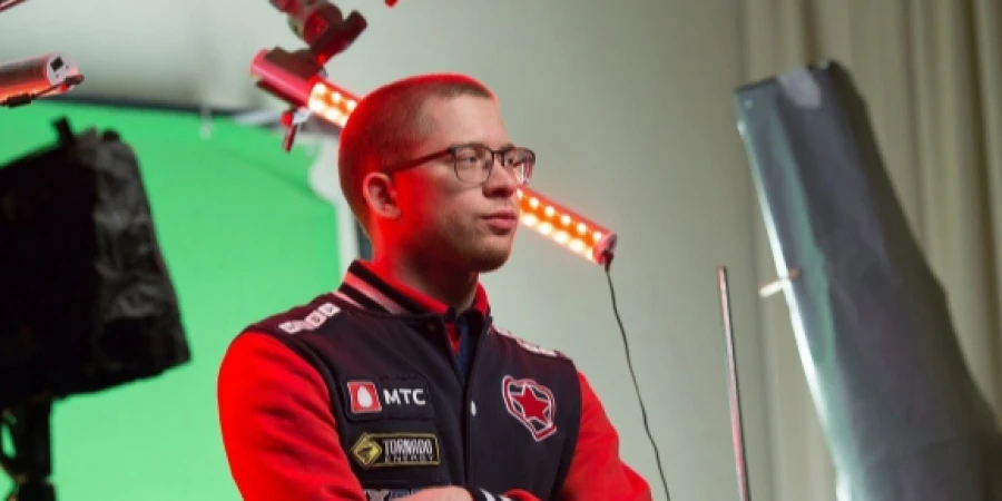 Бывший профессиональный игрок раскрыл, сколько зарабатывал в Gambit Esports на пике карьеры в Dota 2