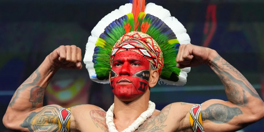 Чемпион-полутяж из UFC, Перейра, назвал условие своего перехода в другой дивизион