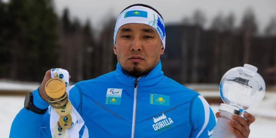 Хамитов вписал свое имя в историю мирового пара биатлона