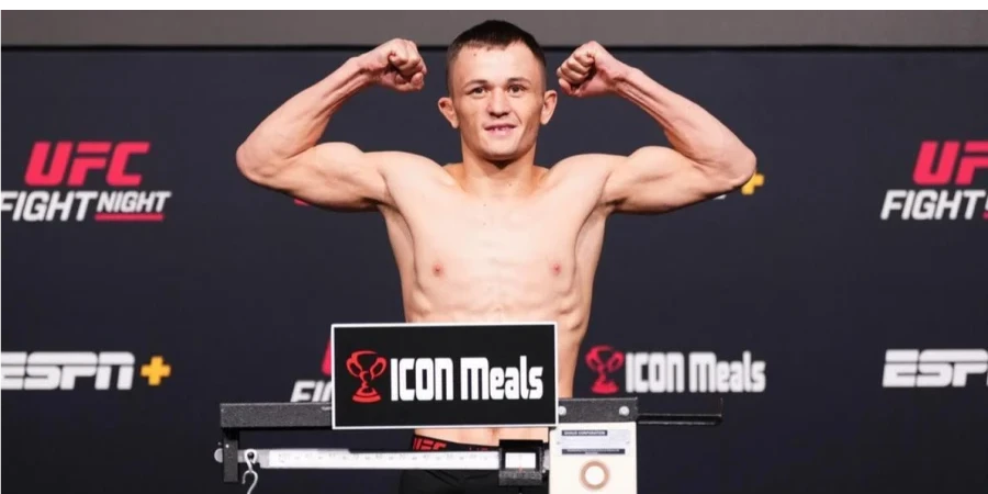 UFC: Бекзат Алмахан - Брэд Катон жекпе-жегінің видеосы