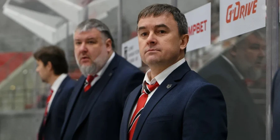 Казахстанский специалист будет работать в плей-офф ВХЛ