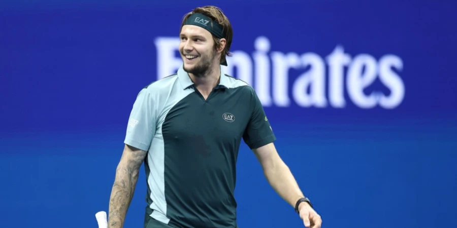 Александр Бублик узнал потенциального соперника на старте турнира в Гонконге