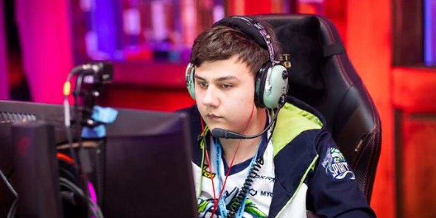 Профессиональный игрок извинился за высказывания в адрес RAMZES Team на BetBoom Streamers Battle 10