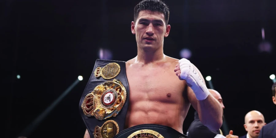 Дмитрий Бивол сделал заявление после лишения пояса WBC