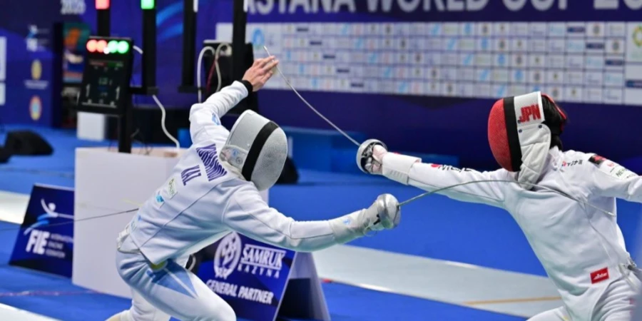 Казахстанский шпажист вышел в полуфинал домашнего ЭКМ