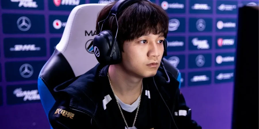 Yang стал новым офлейнером Yakult Brothers вместо Srf