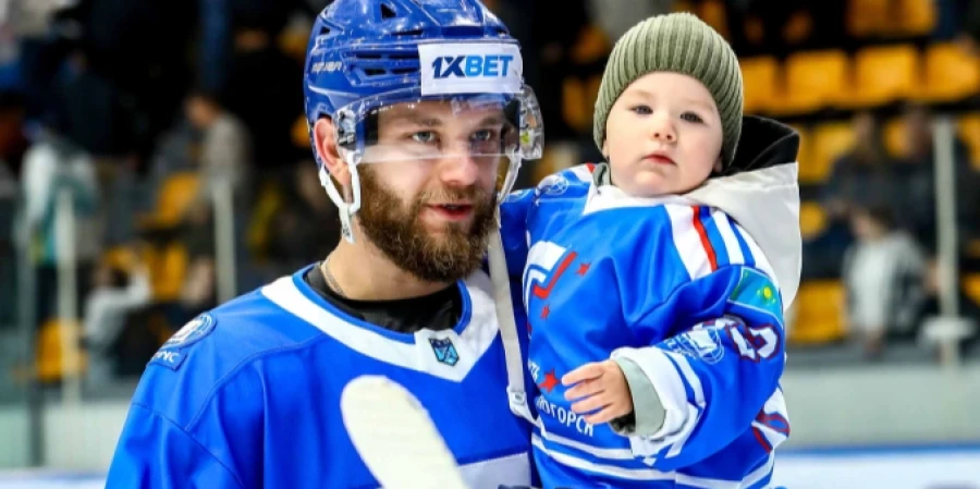 Игрок сборной Казахстана заинтриговал заявлением о своем невызове