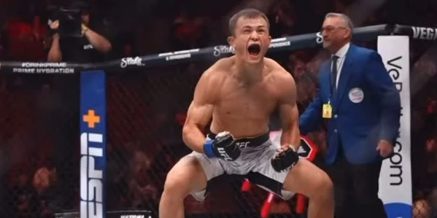 До боя Алмахана с Топурия осталось всего несколько дней