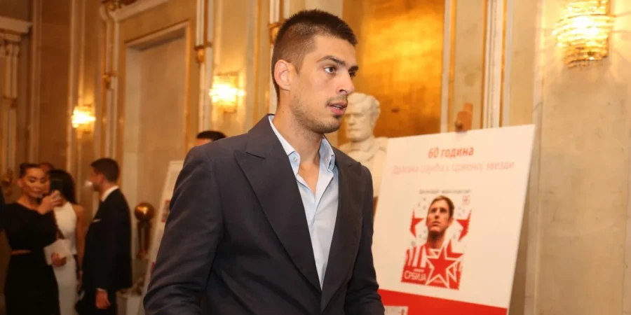 Из-за распущенности Вуядин Савич стал мишенью для агрессии