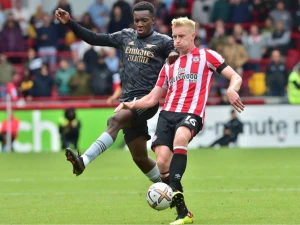 «Брентфорд» — «Арсенал»: небезынтересное столичное дерби «пчел» и «канониров»