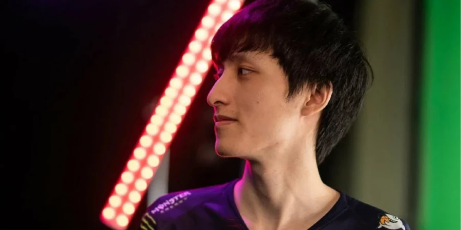 Zeal присоединился к Yakutou Brothers как тренер на TI14 по Dota 2