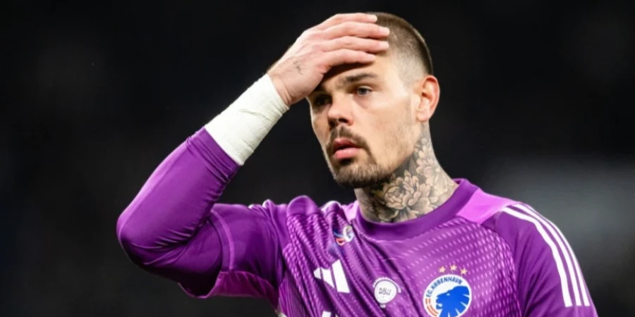 «Копенгаген» қақпашы «Қайратқа» қарсы матчтан соң қатаң сынның астында қалды