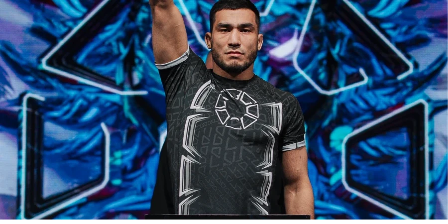 Тәжікстандық файтер OCTAGON 84 турнирінде өзбек қарсыласын нокаутқа түсірді