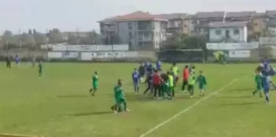 Вынесен вердикт участникам массовой драки, шокировавшей молодежный чемпионат