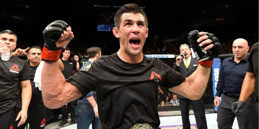 Известного бойца Круза включили в Зал славы UFC