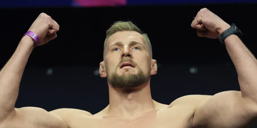 Александр Волков может подраться за пояс чемпиона уже на UFC 321