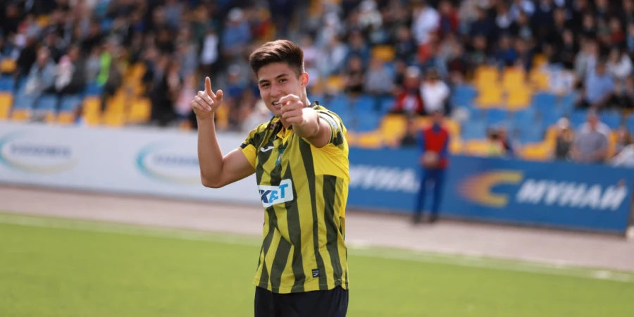 Дастан Сатпаев улетел из Казахстана. Подробности