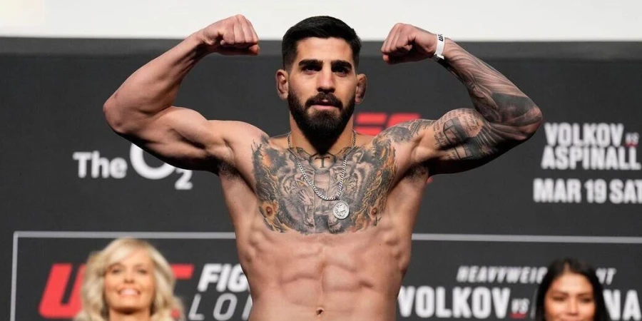 Названа дата боя эпатажного экс-чемпиона UFC из Грузии