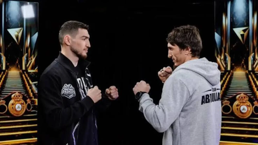 Абдуллаев — Агрба: прямая трансляция титульного боя RCC Boxing