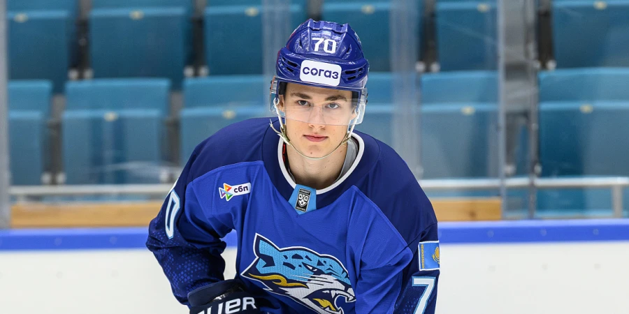 «Автомобилист» под давлением: «Барыс» забивает первый гол матча (видео)