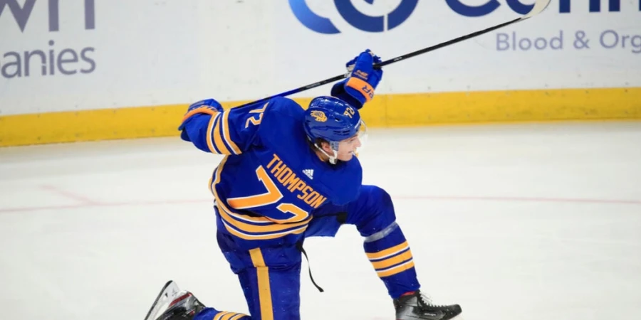 Тейдж Томпсон продолжает набирать очки