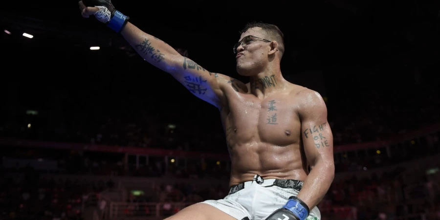 Борральо победил де Риддера решением судей в со-главном бою турнира UFC 326