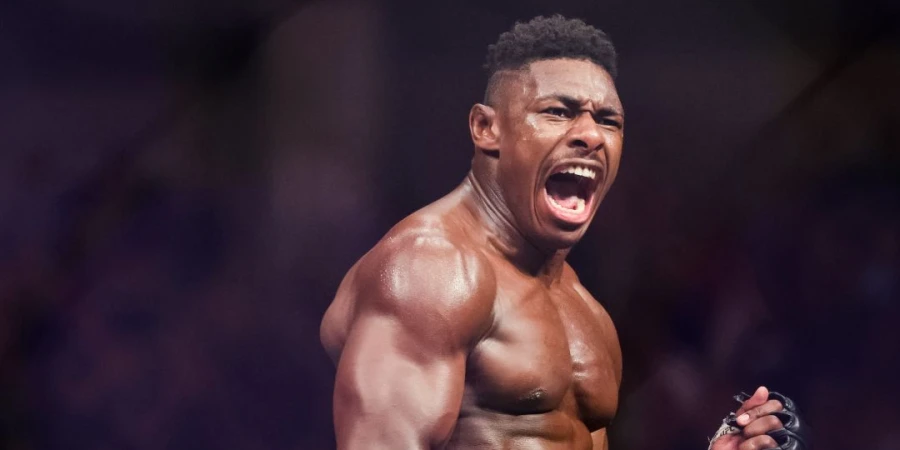 Шавката Рахмонова вызвали на бой в грубой форме