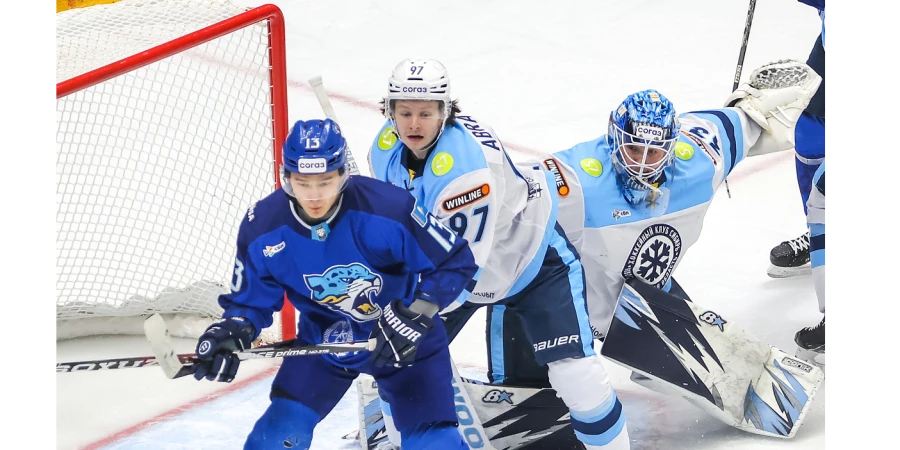 Нервная концовка и поражение дома: «Барыс» проиграл «Сибири» в КХЛ