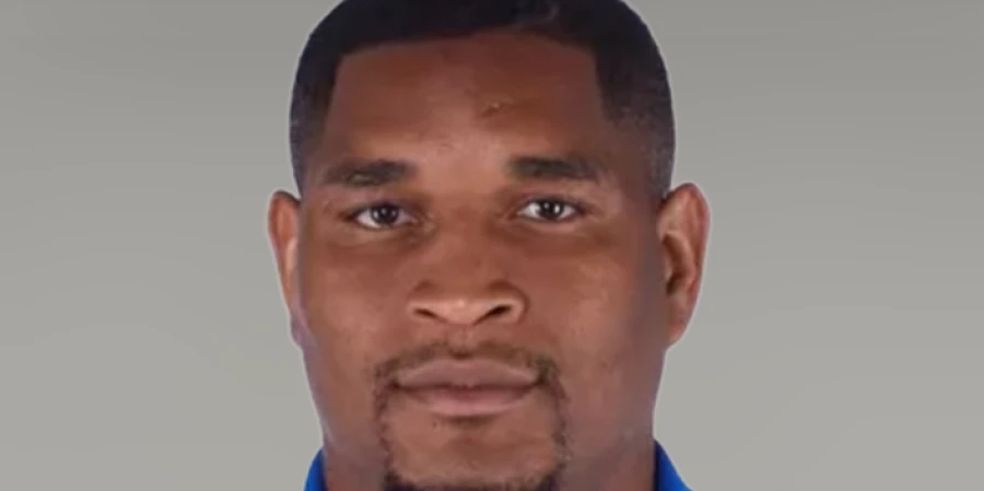 Тренер баскетбольной команды оказался в центре ужасающего скандала