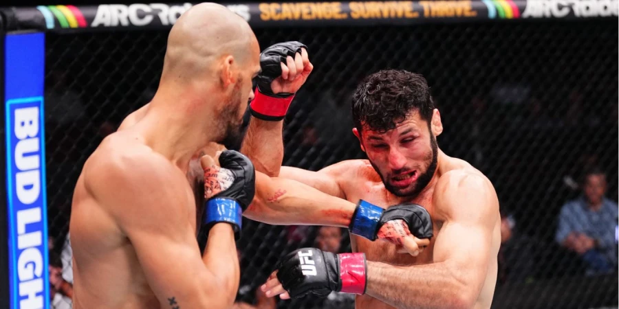 Первый осетин в истории UFC Азамат Бекоев проиграл дебютанту из Африки