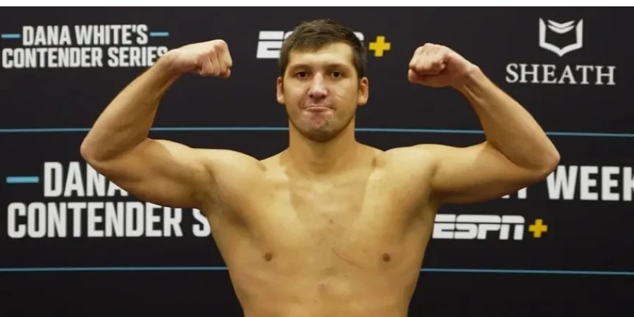 Дияр Нұрғожай UFC турниріндегі екінші жекпе-жек алдында салмақ өлшеу рәсімінен сәтті өтті