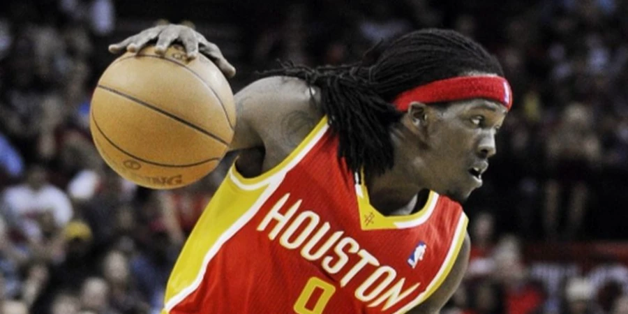 Баскетболист предстанет перед судом за воровство