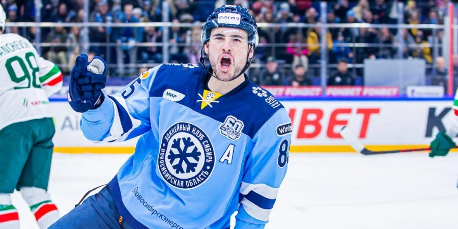 Форвард соперника «Барыса» установил уникальное достижение в матче КХЛ