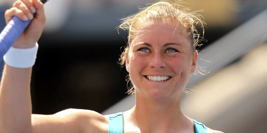 Ветеран тенниса, Звонарева, продолжает удивлять на турнире в Дубае