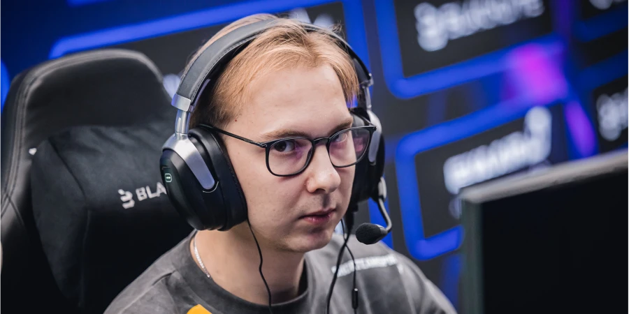 NS раскритиковал panto и сравнил его с Miposhka