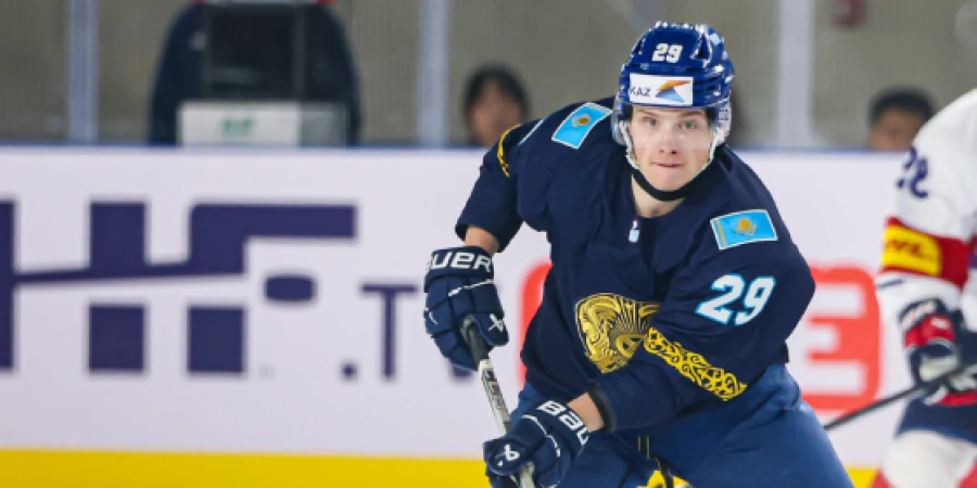 Казахстан - Япония: видеообзор матча чемпионата Азии по хоккею