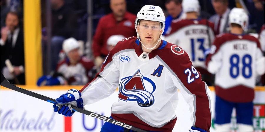 НХЛ. Юта Маммот — Колорадо Эвеланш. Снесет ли «Лавина» «Мамонтов»? Прямая трансляция