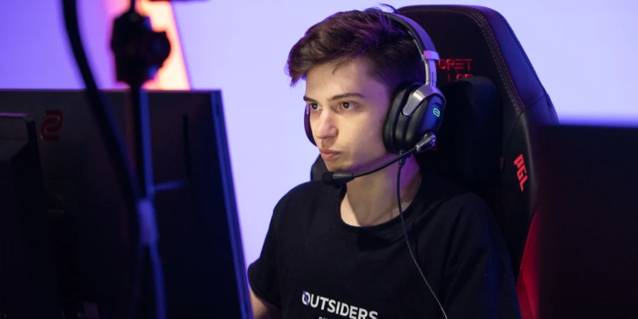 Mangekyou порассуждал о возвращении RAMZES666 на про-сцену Dota 2