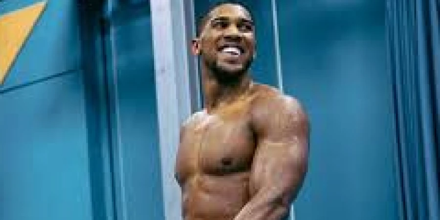 Экс-чемпион мира получил легкие травмы в смертельном ДТП. Подробности