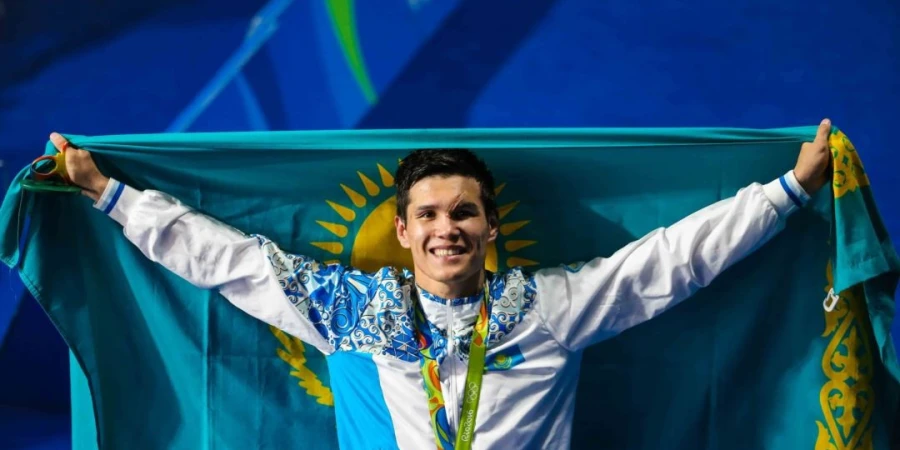 Елеусинов отреагировал на разговоры о бое с Еркебуланом Токтаром